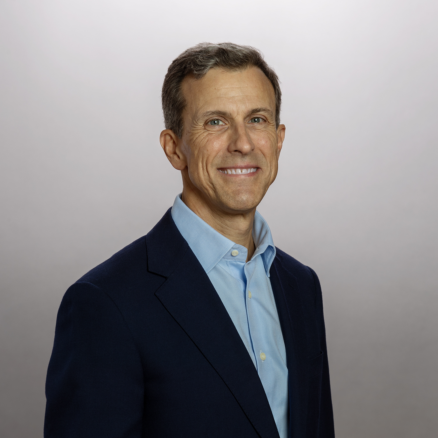 Gregory Zinn Headshot