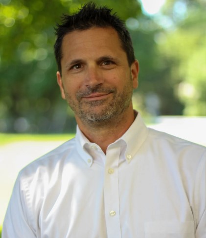 Marc DeCaro Headshot