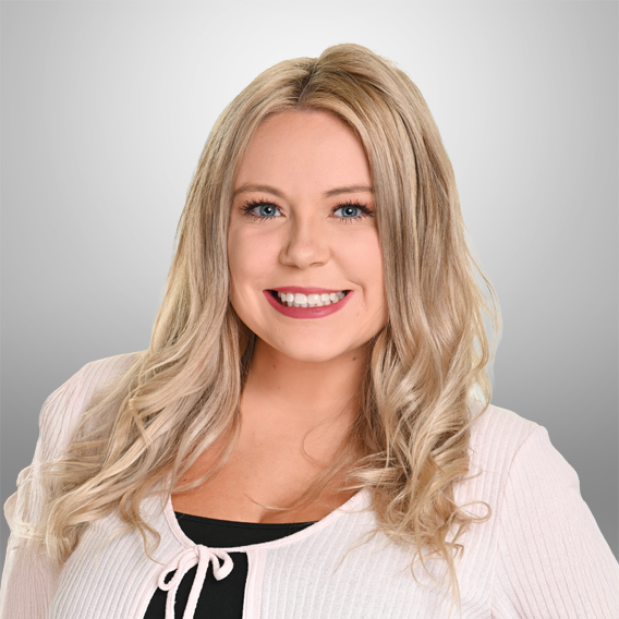 Kaleigh Droneburg headshot